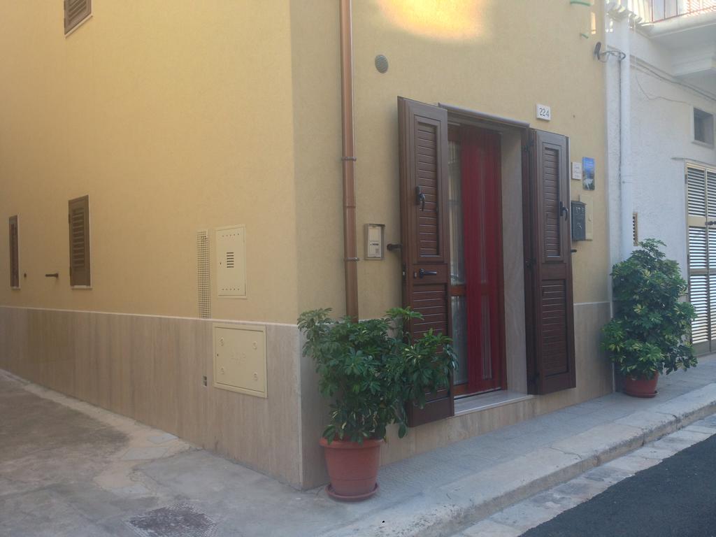 Via Roma 224 Hotel Polignano a Mare Exterior foto